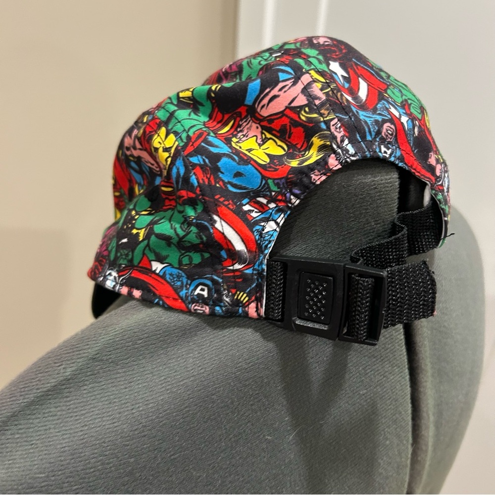 Marvel Comics super hero hat - Picture 2 of 6